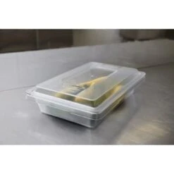 Rubbermaid Food/Tote Pan Lid W/ 4-Cup Scoop (6-Pack) (Clear) -Rubbermaid Shop 196905 w DetailedProductView5 Lg